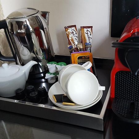 Dorian House Boutique B&B - Free Parking! باث المظهر الخارجي الصورة
