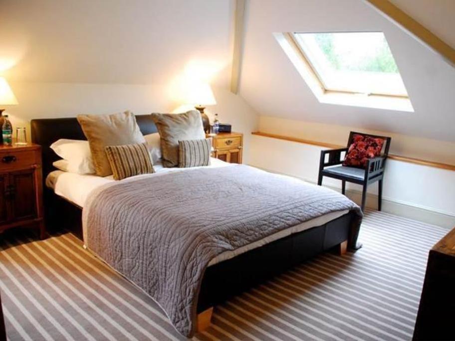 Dorian House Boutique B&B - Free Parking! باث المظهر الخارجي الصورة A bedroom at the hotel