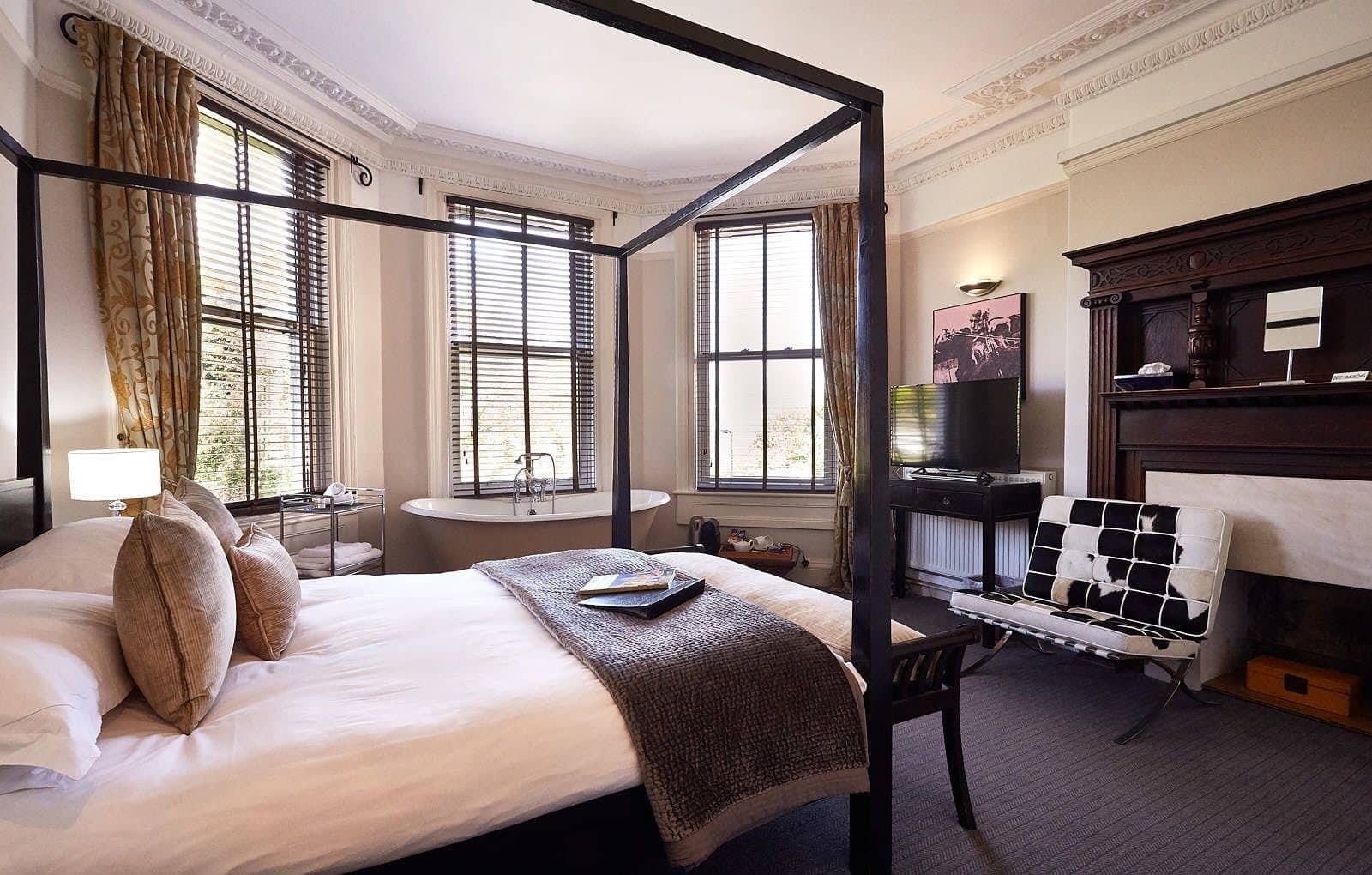 Dorian House Boutique B&B - Free Parking! باث المظهر الخارجي الصورة A bedroom at the hotel